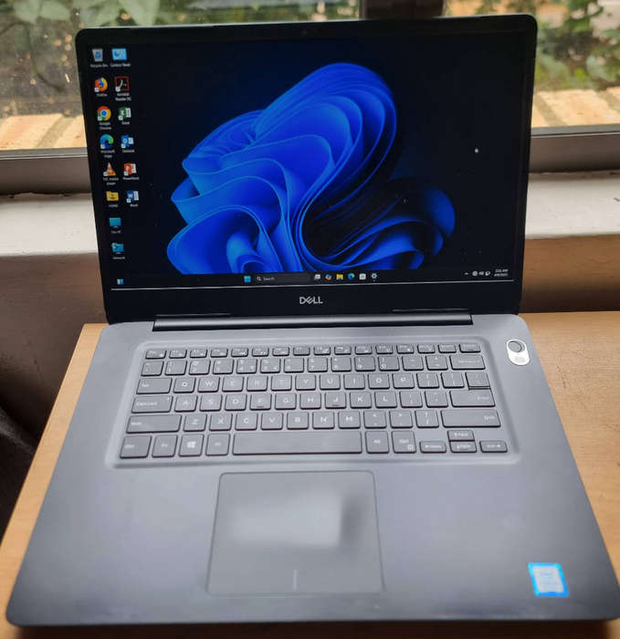 8TH GEN CORE I5 DELL VOSTRO 5581 LAPTOP 16GB  RAM 256NVME