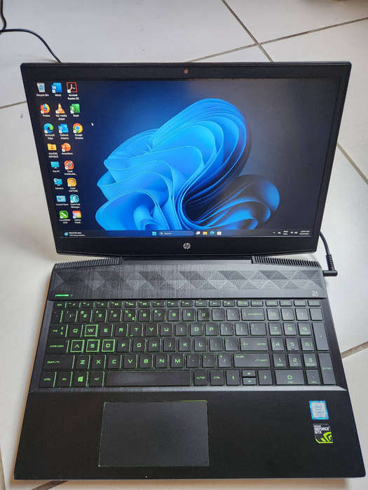 8th gen core i5 HP Pavillion Gaming 15 16gb ram256nvme