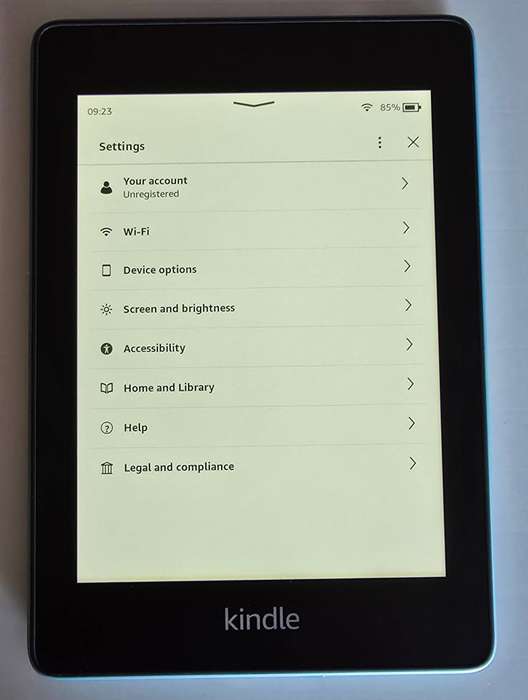 Amazon Kindle Paperwhite 10th Gen, 8 GB.