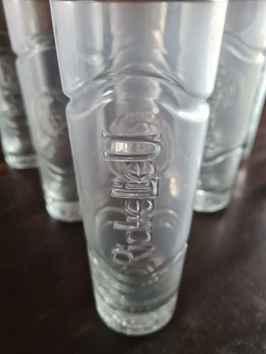 8 x Richelieu glasses
