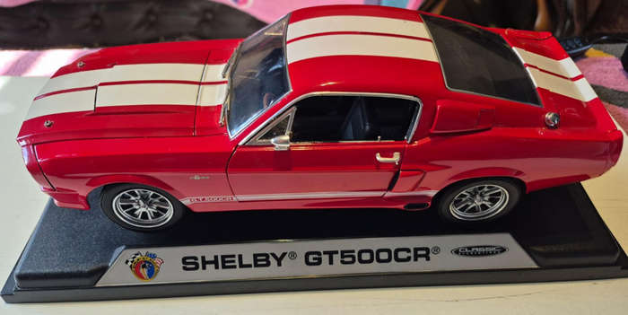 Diecast model of a 1967 Shelby GT500CR Mustang.