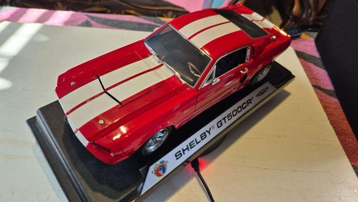 Diecast model of a 1967 Shelby GT500CR Mustang.
