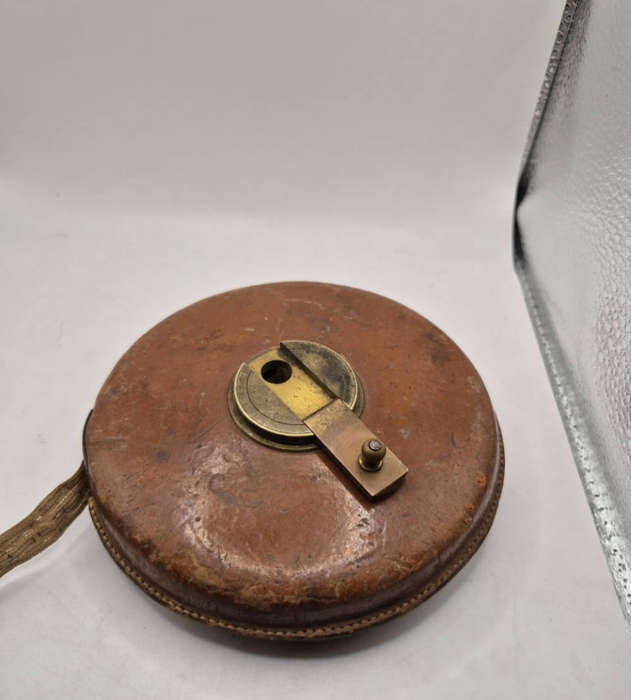 Antique 1920s Chesterman Sheffield leather case tape measure