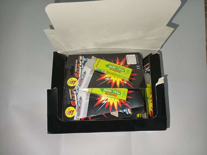 Prank Shock Chewing Gum