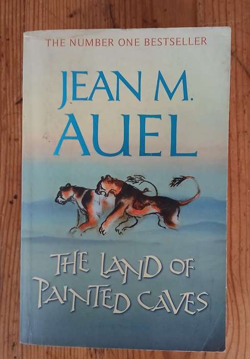 The Land of Painted Caves - Jean M.Auel