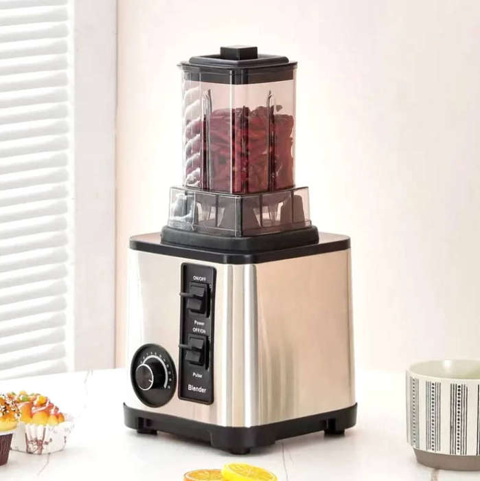 LumaBella 600W 3-in-1 Multi-Functional Blender and Juicer  with Grinder and Chopper, for All Your K