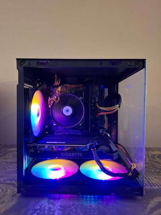 Awesome NVIDIA GTX 1660ti | 9th Gen Intel Custom Gaming PC