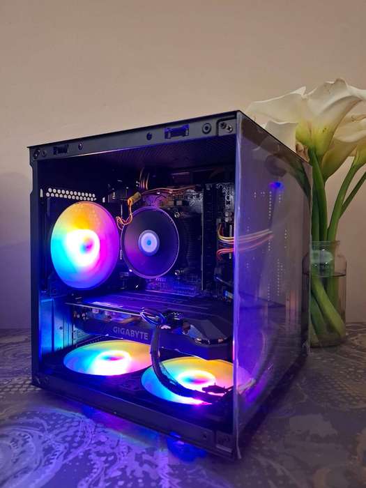 Awesome NVIDIA GTX 1660ti | 9th Gen Intel Custom Gaming PC