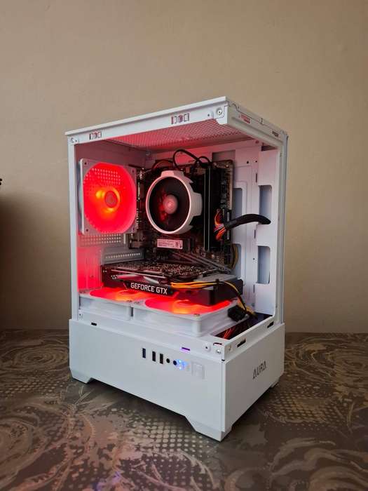 White NVIDIA GTX 1660ti+RYZEN 5 Amazing Gaming PC
