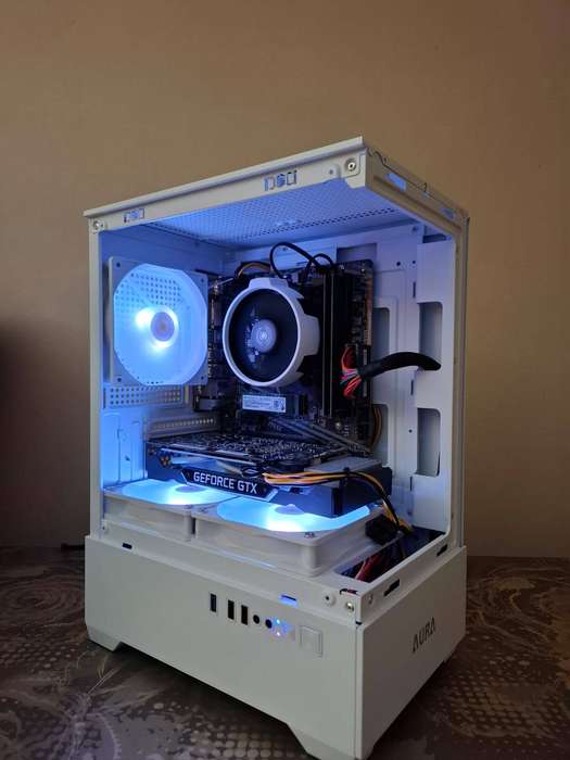 White NVIDIA GTX 1660ti+RYZEN 5 Amazing Gaming PC