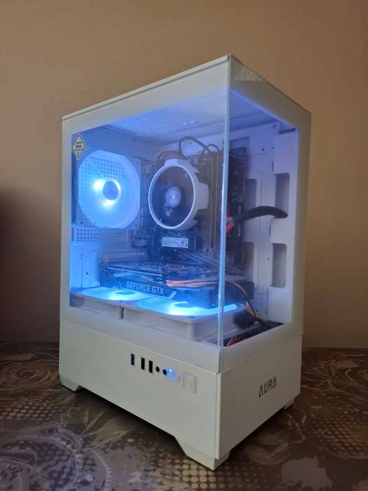 White NVIDIA GTX 1660ti+RYZEN 5 Amazing Gaming PC