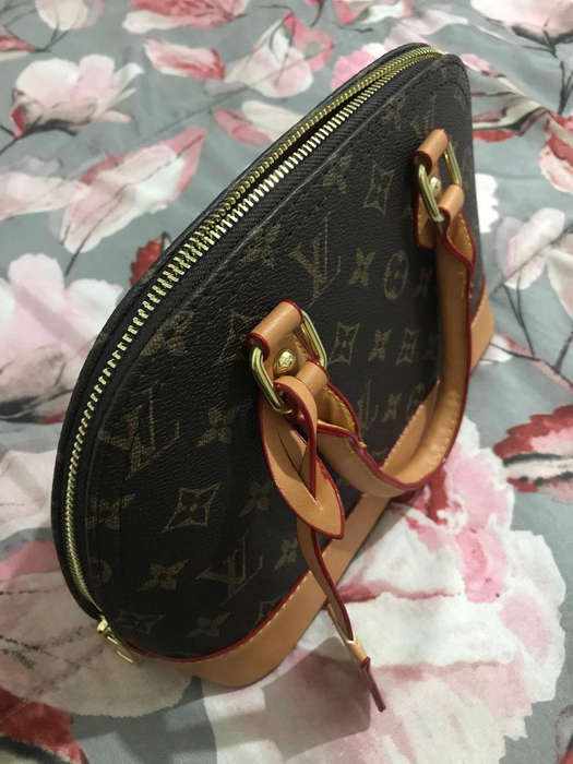 Louis Vuitton Alma BB