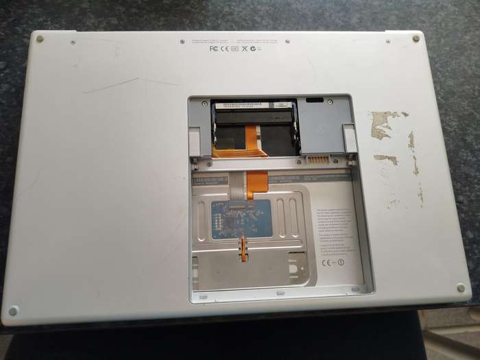 Macbook A1226 for spares or repairs