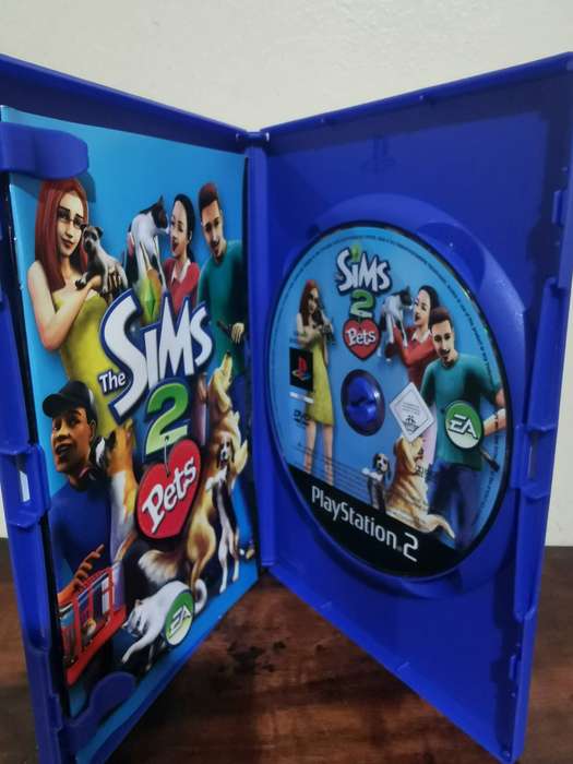 Sims 2 Pets on PlayStation 2 with Booklet