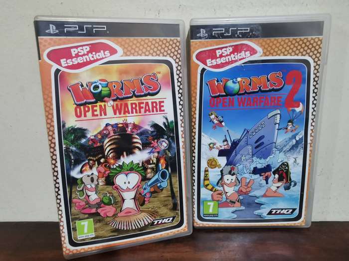 Worms Open Warfare 1 AND 2 on PSP with Booklets