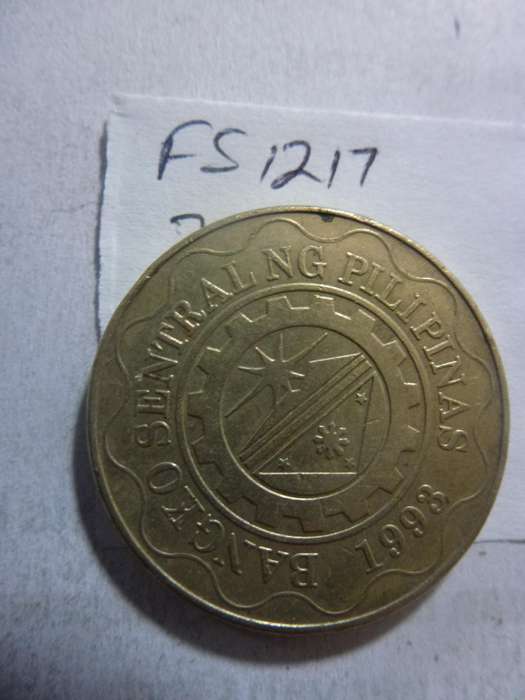 2011 Philippines 5 piso