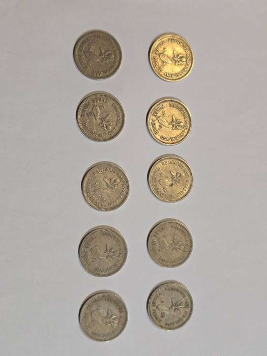 10 Silver Rhodesia and Nyasaland 3 Pences - scarce