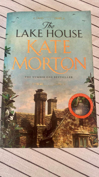 Book Club Favourites Book Bundle: Tom Lake by Ann Patchett & The Lake House by Kate Morton