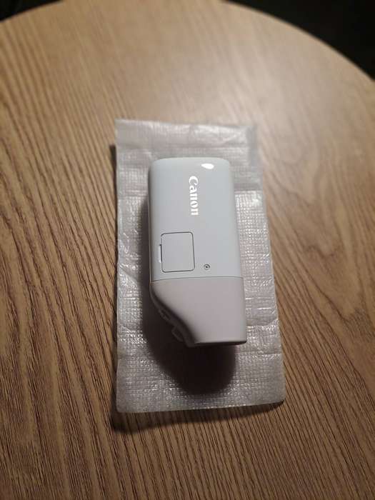 BRAND NEW CANON POWERSOT ZOOM