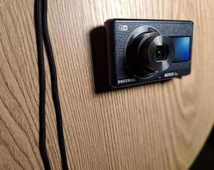 Samsung DV180F Dual Screen digital camera