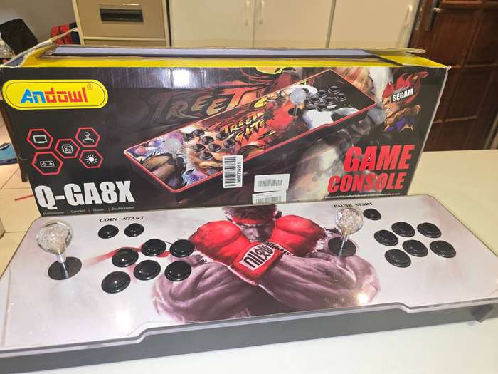 Arcade game Q-GA8X