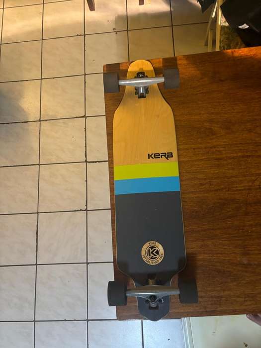 longboard skateboard 92cmx22cm practically brand new