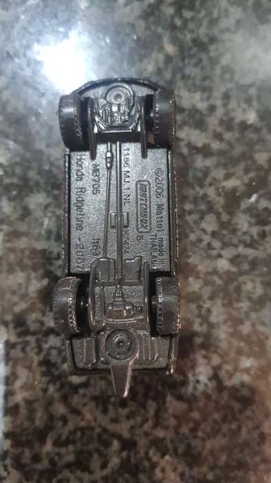 MATCHBOX HONDA RIDGELINE 2007 (A039)