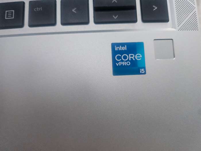 HP Elitebook G8 840 i5 11th Gen 16 gig DDR 500 gig SSD