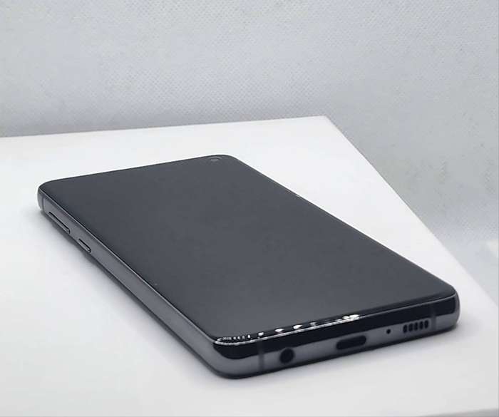 Samsung Galaxy S10 SM-G973F  128GB | 8GB RAM | Unlocked