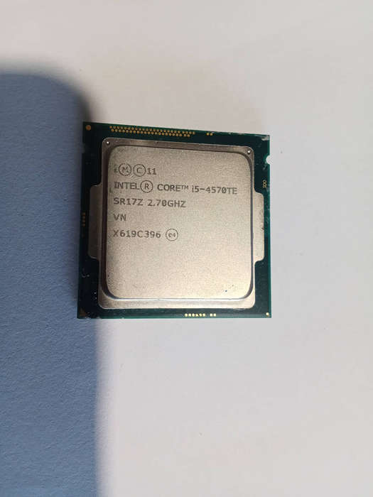 Intel cor i5-4570TE 2.7Ghz 2 cor 4 tread CPU proseccor LGA1150 35w