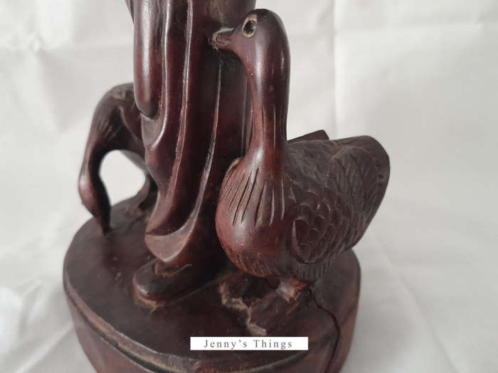 Wooden Chines figurine - Girl feeding geese (Height 27cm)