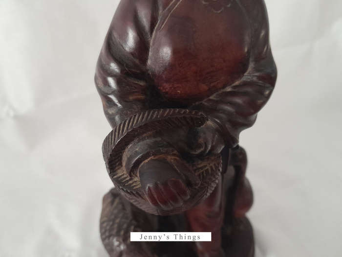 Wooden Chines figurine - Girl feeding geese (Height 27cm)