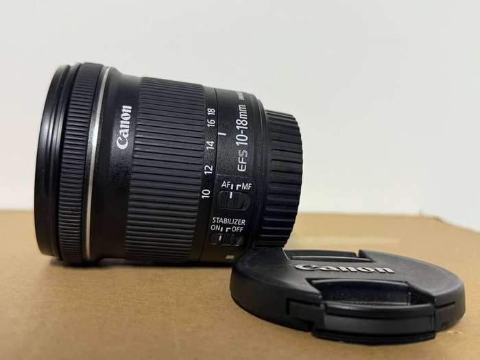 Canon EF-S 10-18mm 1:4.5-5.6 IS STM Lens