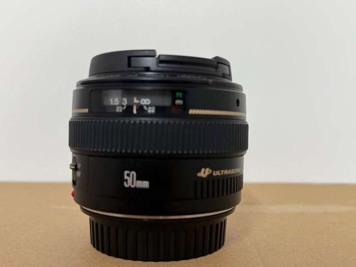 Canon EF 50mm 1:1.4 Ultrasonic Lens