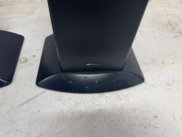 M&K 950F floor standing hifi & home cinema speakers