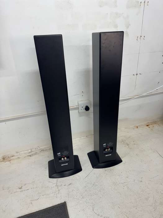 M&K 950F floor standing hifi & home cinema speakers