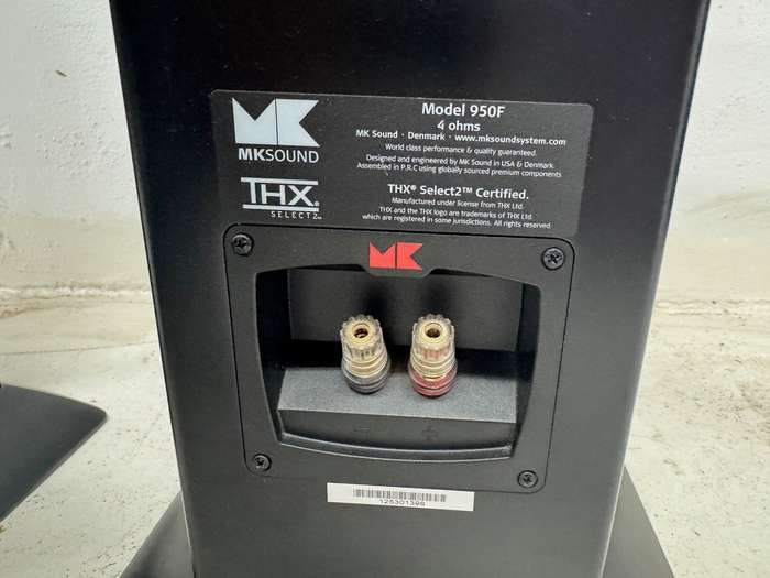 M&K 950F floor standing hifi & home cinema speakers