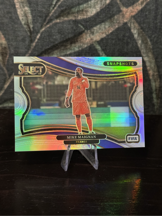 2024-25 Panini Select - Mike Maigan Snapshots Prizm - France