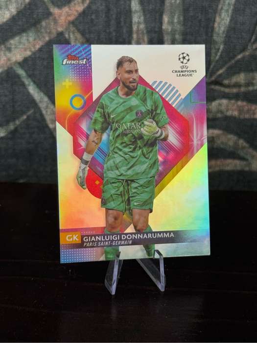 2024 Topps Finest - 7 Refractors