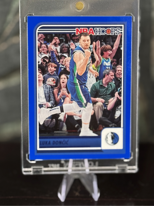 2023 Panini Hoops - Luka Dončić Blue - Mavericks
