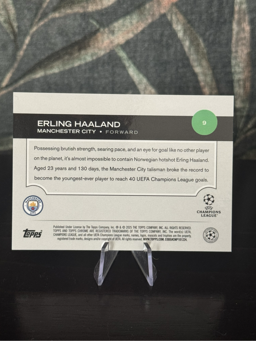 2025 Topps Chrome - Erling Haaland Gold Refractor /50 - Man City