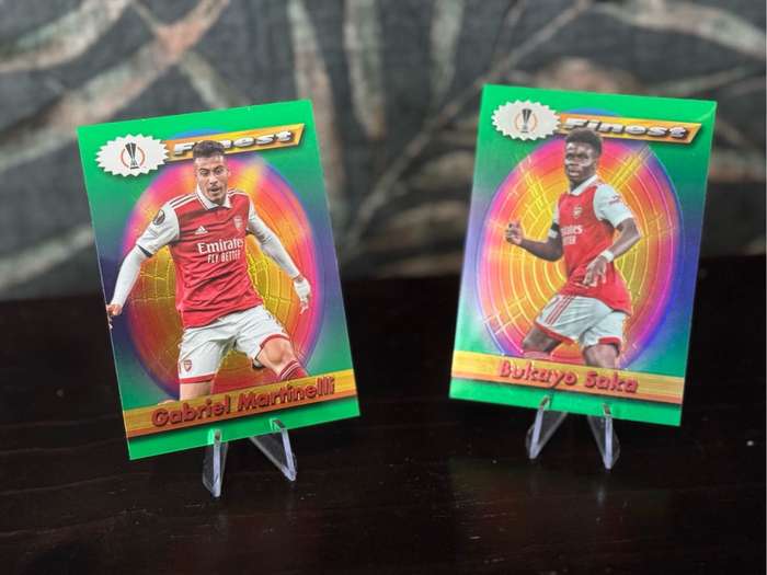 2023 Topps Finest - Saka & Martinelli Green Flashbacks - Arsenal