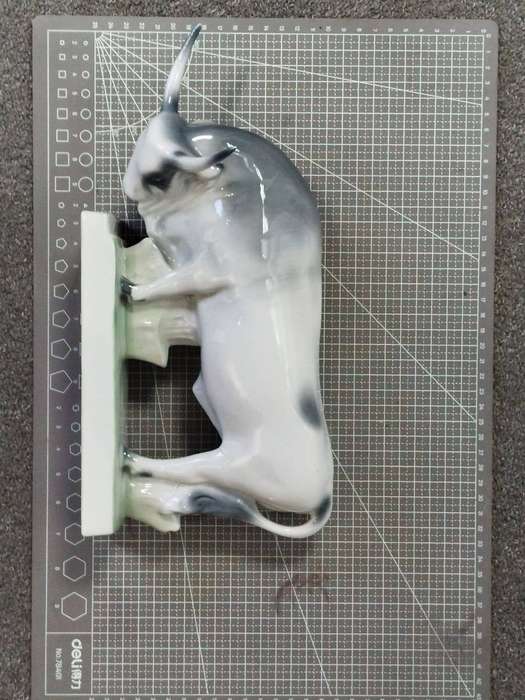 Herend Porcelain Figurine  Hungarian Grey Ox (Hand-Painted, Hungary)