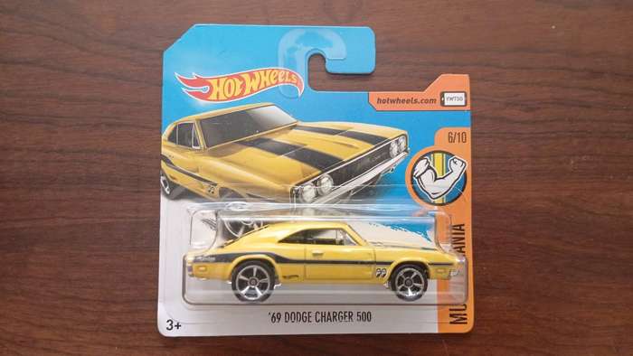 Hot wheels 69 dodge charger 500