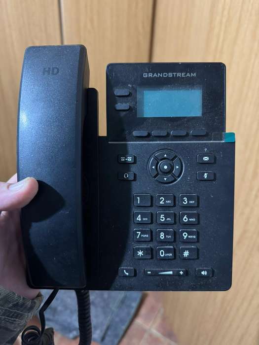 Grandstream GRP2602G VOIP Desktop Phone