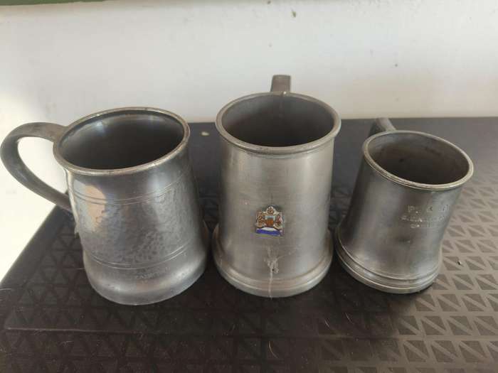 3 x Mugs