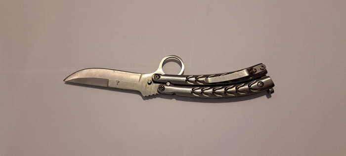 Meta Butterfly Knife
