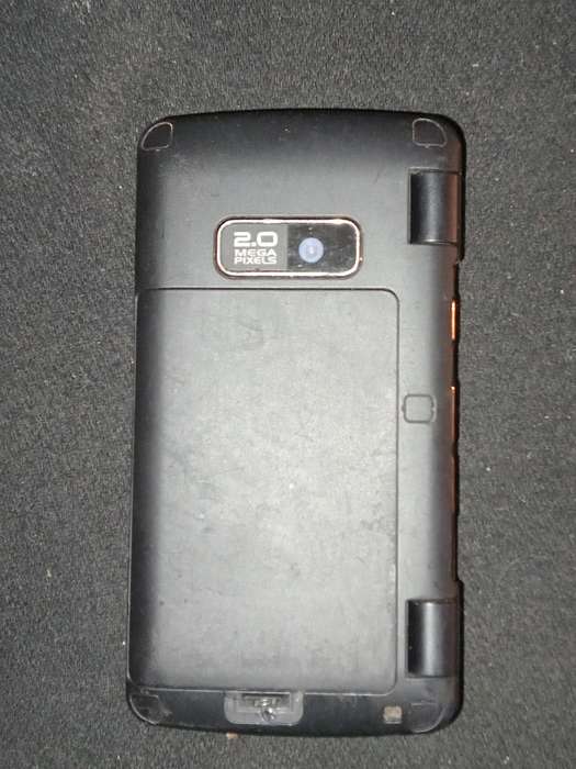 LGENV2X9100 flip open cell phone