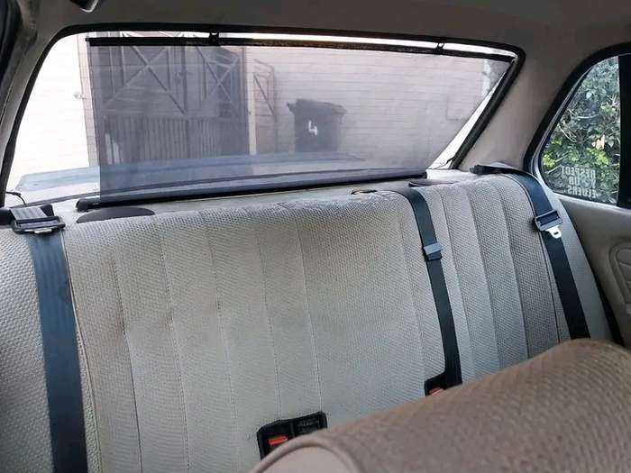 Bmw e30 rear shades