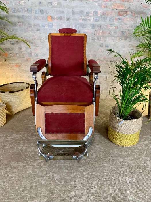 Antique Victorian Oak (Kochs Columbia) Barber Chair